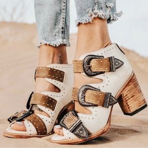 FREEBIRD DISCONTINUED VIOLET SIZE 8